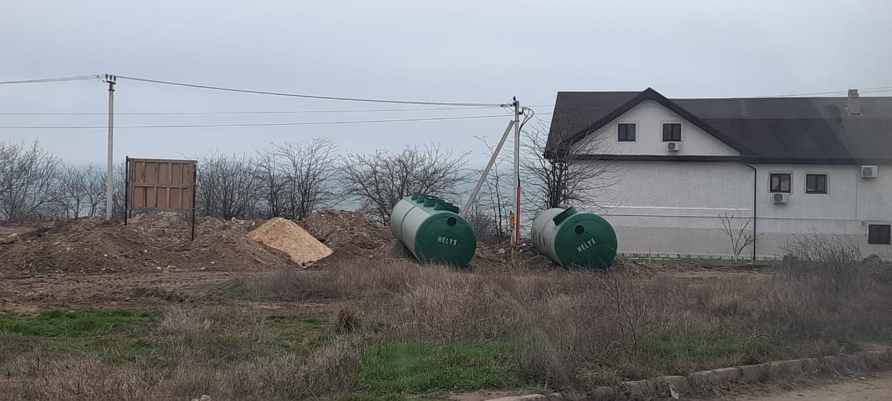 https://mahachkala.emkosti-kryma.ru/wp-content/uploads/sites/13/2021/06/ustanovka-livnevyh-ochistnyh-sooruzhenij-v-edinom-korpuse-kerch-9.jpeg